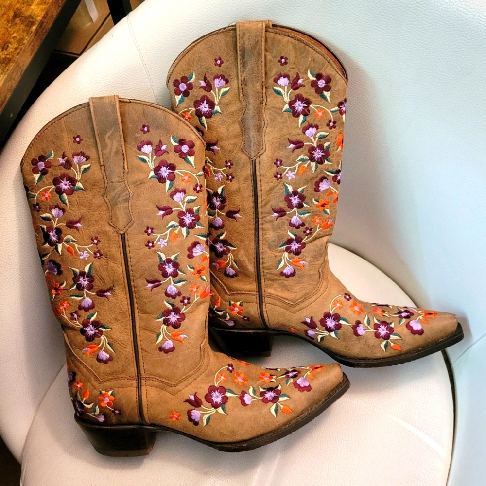 Embroidered Tan Floral Western Heeled Boots - Women